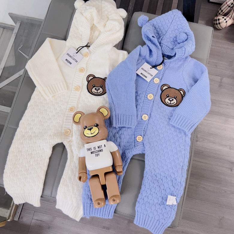 Moschino sz59 66 73 80 90 74